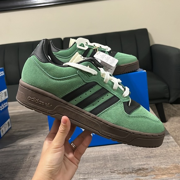 NWT Adidas Originals Rivalry 86 Low Men's Shoes - Green/Brown - ID8409 - Picture 15 of 15